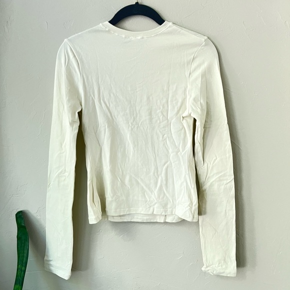 🤍SKIMS COTTON JERSEY LONG SLEEVE T-SHIRT IN BONE XS L - Picture 5 of 5